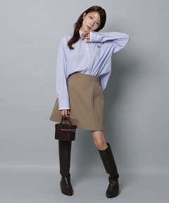 Apuweiser-riche(アプワイザー・リッシェ) |エンブレム刺繍シャツブラウス