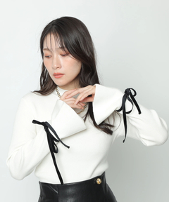 Apuweiser-riche(アプワイザー・リッシェ) |袖リボンフレアスリーブニット