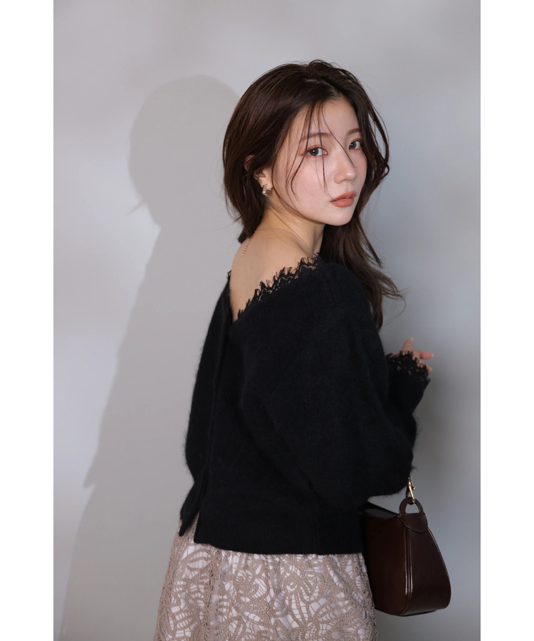 アプワイザーリッシェ フェザーレーストリムプルオーバー Arpege story