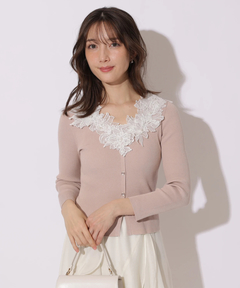 Apuweiser-riche(アプワイザー・リッシェ) |デコルテエンブロイダリーニット