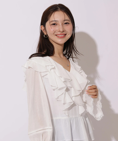 Apuweiser-riche(アプワイザー・リッシェ) |レースディテールフリルブラウス