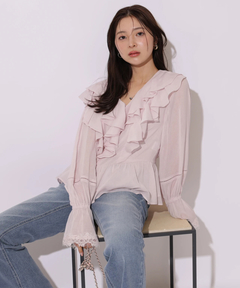 Apuweiser-riche(アプワイザー・リッシェ) |レースディテールフリルブラウス