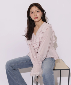 Apuweiser-riche(アプワイザー・リッシェ) |レースディテールフリルブラウス