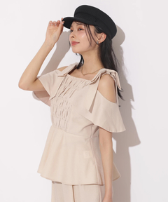 Apuweiser-riche(アプワイザー・リッシェ) |[SETUP対応]ショルダーリボンぺプラムトップス