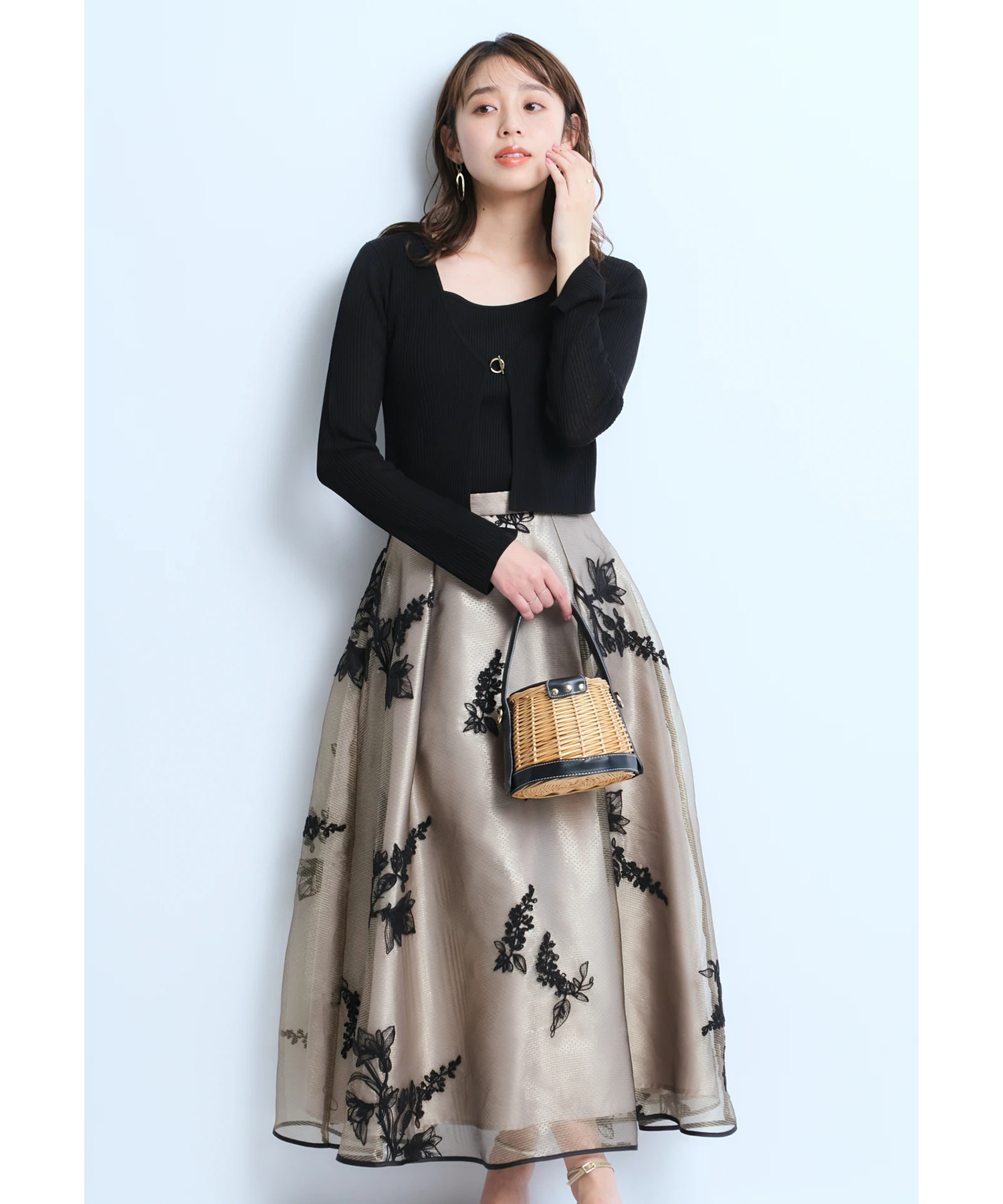 シアー刺繍フォルムスカート | スカート | JUSGLITTY（ジャス 