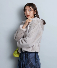 ファージップコート新作‼️新品‼️新宿限定カラーアルページュストーリー ファージップコート新作‼️新品‼️新宿限定カラーアルページュ