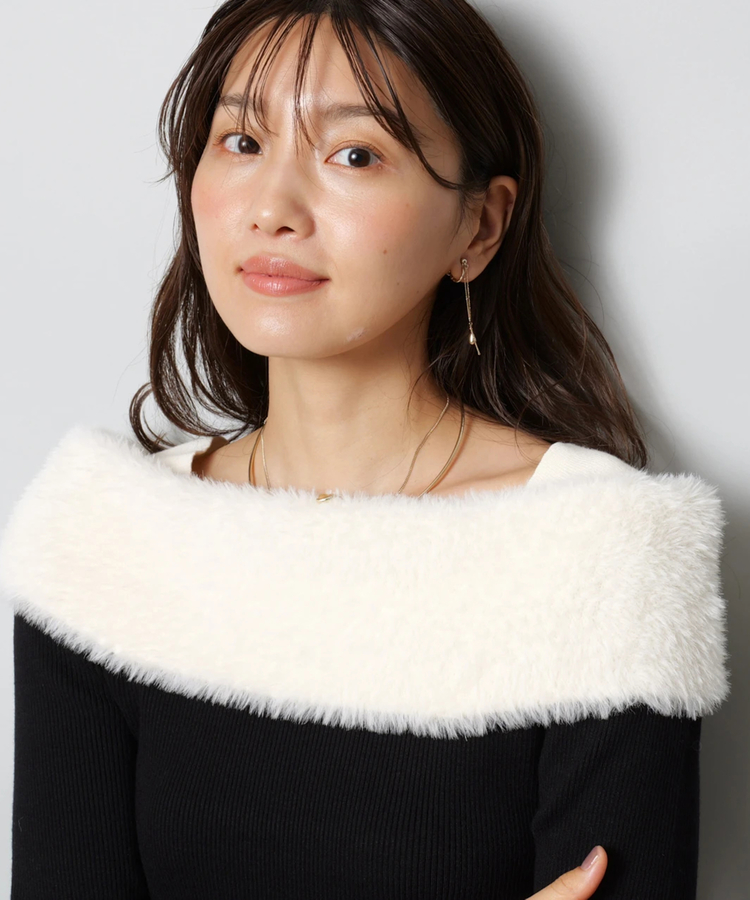 新品未使用タグ付き JUSGLITTY ファーリーオフショルニット ブラック ファーリーオフショルニット（ニット/セーター）｜JUSGLITTY（ジャス