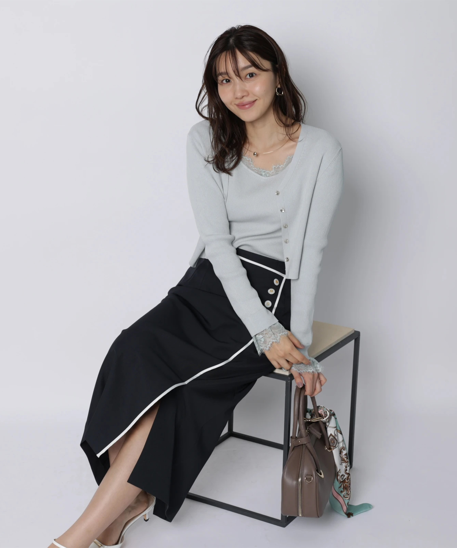 プチボタンタイトスカート | スカート | JUSGLITTY（ジャス