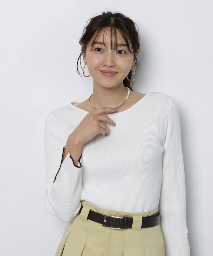 新品✨ジャスグリッティー　ボートリブニット JUSGLITTY（ジャスグリッティー）の「シンプルボートリブニット