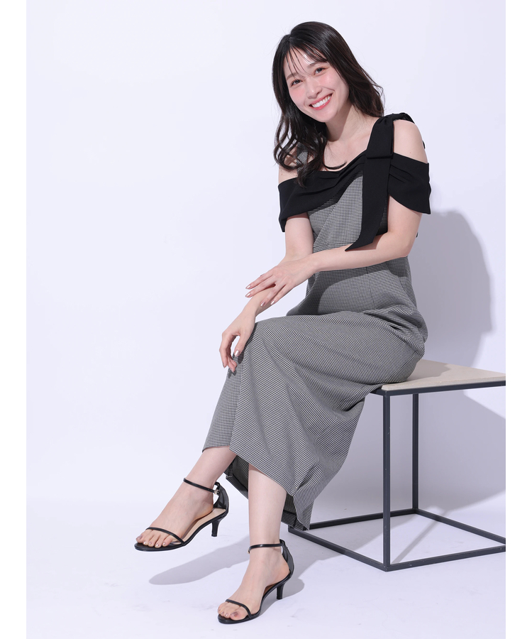 新品★Rirandture★袖リボンオフショルレースドッキングワンピース 新品未使用【Rirandture 袖リボンオフショルレースドッキング