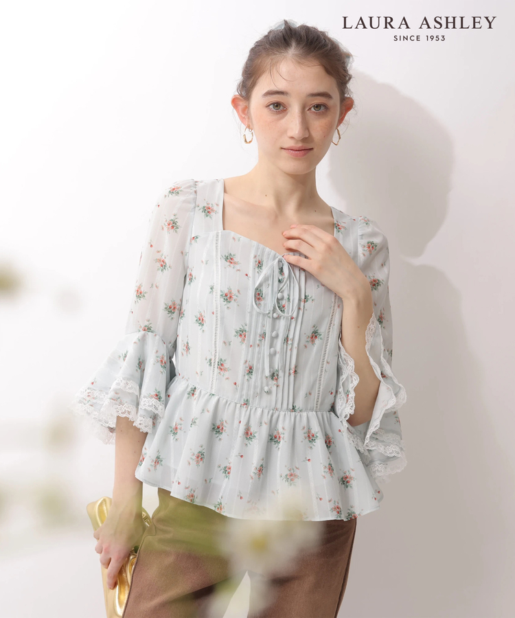 Rirandtureルミネ新宿店限定》〈LAURA ASHLEY〉フリルスリーブブラウス