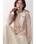 MARIEBELLEコラボ Ribbon Knit Jacket 白 WEB LIMITED]〈MARIEBELLEコラボ〉Ribbon Shiny Knit Jacket | カーデ