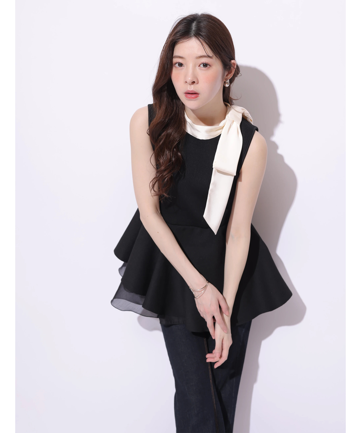 新品  Rirandture (リランドチュール) アシメクロスストラップニット Rirandture アシメクロスストラップニット （ブラウン） -ファッション