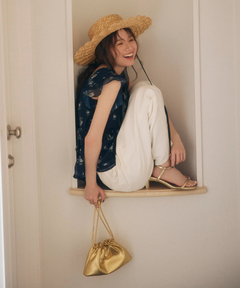 Rirandture(リランドチュール) |〈LAURA ASHLEYコラボ〉ペプラムラッフルブラウス