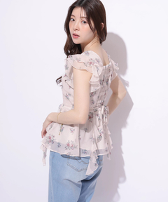 Rirandture(リランドチュール) |〈LAURA ASHLEYコラボ〉ペプラムラッフルブラウス