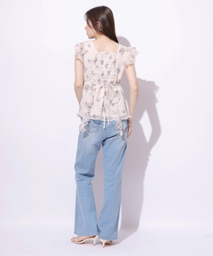 Rirandture(リランドチュール) |〈LAURA ASHLEYコラボ〉ペプラムラッフルブラウス
