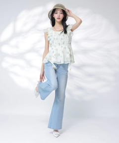 Rirandture(リランドチュール) |〈LAURA ASHLEYコラボ〉ペプラムラッフルブラウス