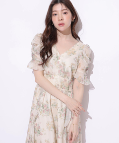 Rirandture(リランドチュール) |〈LAURA ASHLEYコラボ〉シアーラッフルワンピース