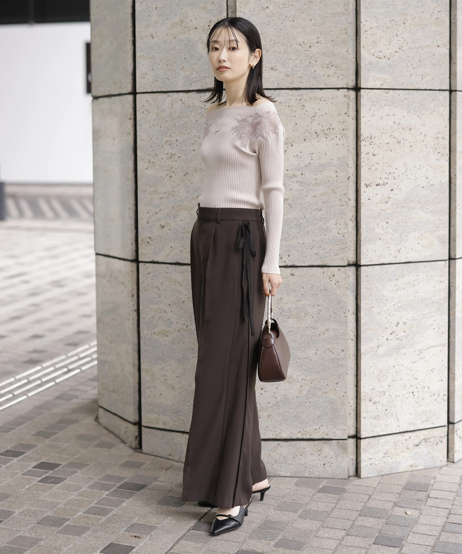 01_001.jpg?img_width=750