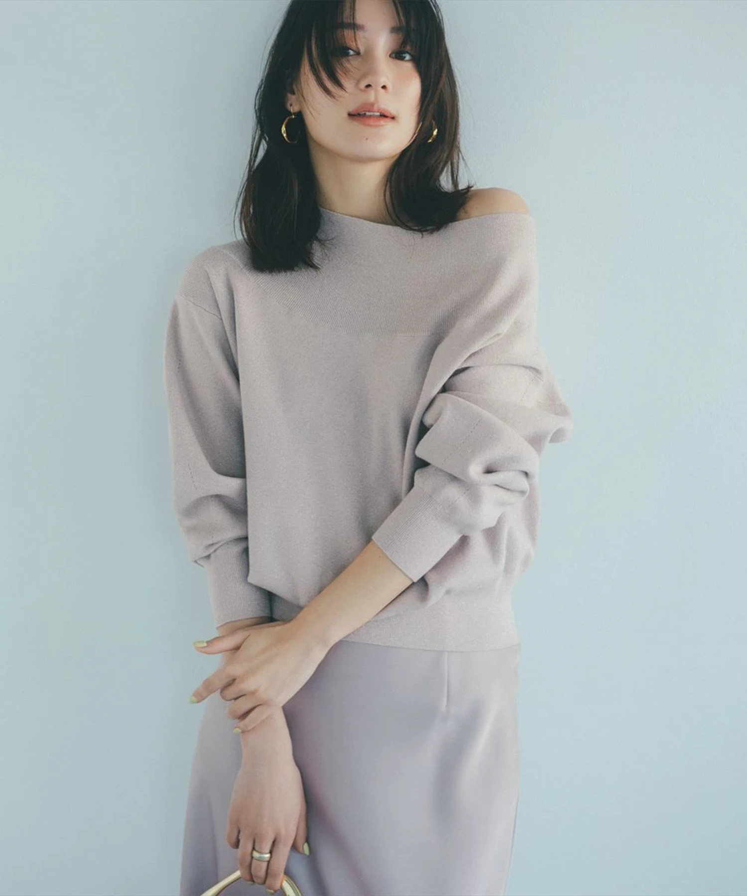 新品✨マイストラーダ✨長袖ゆるVニット✨可愛く上品に着ていただけます。 Mystrada（マイストラーダ）の「ショートゆるニット（ニット/セーター