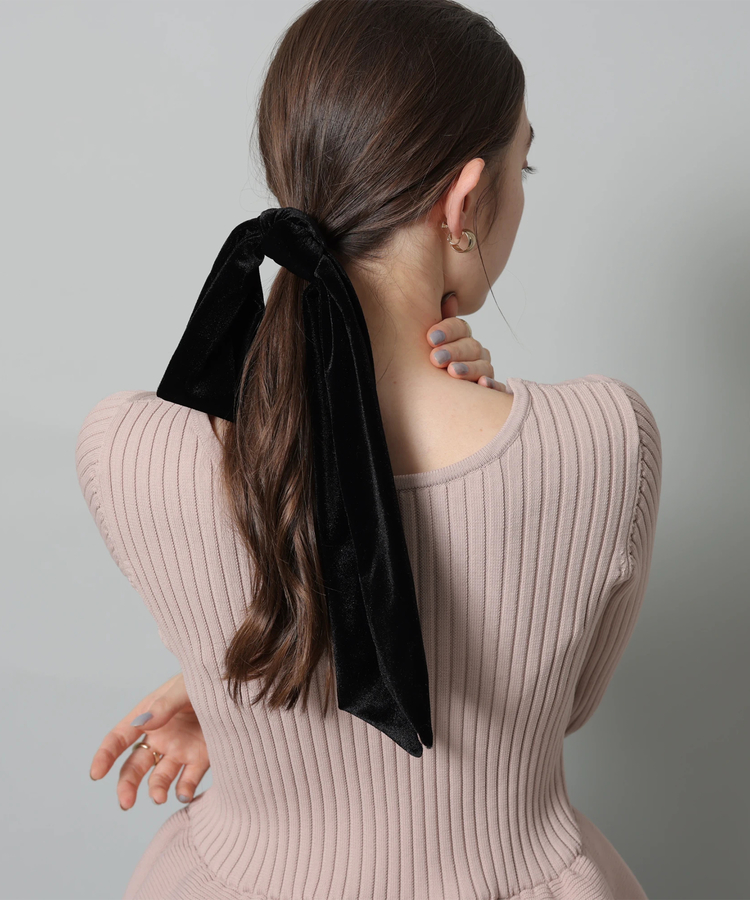 Apuweiser♡ベロアリボンスカート Apuweiser-riche（アプワイザーリッシェ）の「リボン刺繍ミディ