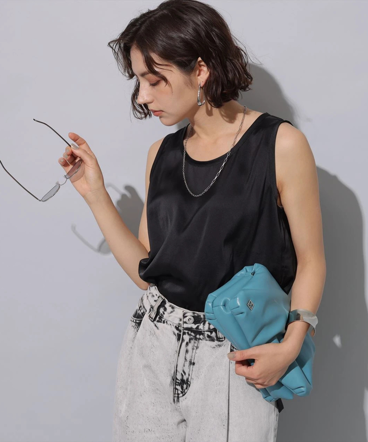 【海外 正規品】 店舗限定》ヴィンテージサテンタンク キャミソール・ベア | トップス