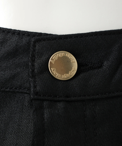 Arpege story(アルページュストーリー) |レザーライクセミフレアデニム