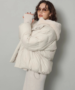 スタッフコーディネート】ファーフード付きMINOTECH中綿コート｜natsu