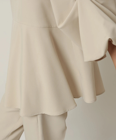 CADUNE(カデュネ) |裾フレアブラウス