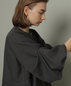 CADUNE(カデュネ) |梳毛裾フレアブラウス