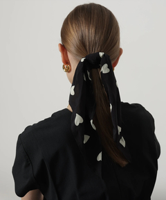 CADUNE(カデュネ) |＜shuco×CADUNE＞ハート柄スカーフ付シュシュ