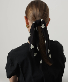 CADUNE(カデュネ) |＜shuco×CADUNE＞ハート柄スカーフ付シュシュ