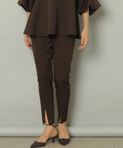 新品タグ付Arpege storyドライカーヴィーパンツ 茶SSサイズ 2025年最新