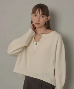 CADUNE(カデュネ) |アクア深Vニット