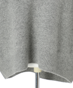 CADUNE(カデュネ) |アクア深Vニット