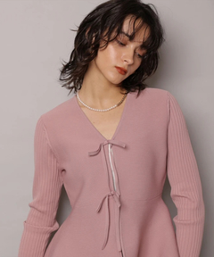 CADUNE(カデュネ) |ペプラムカーデ