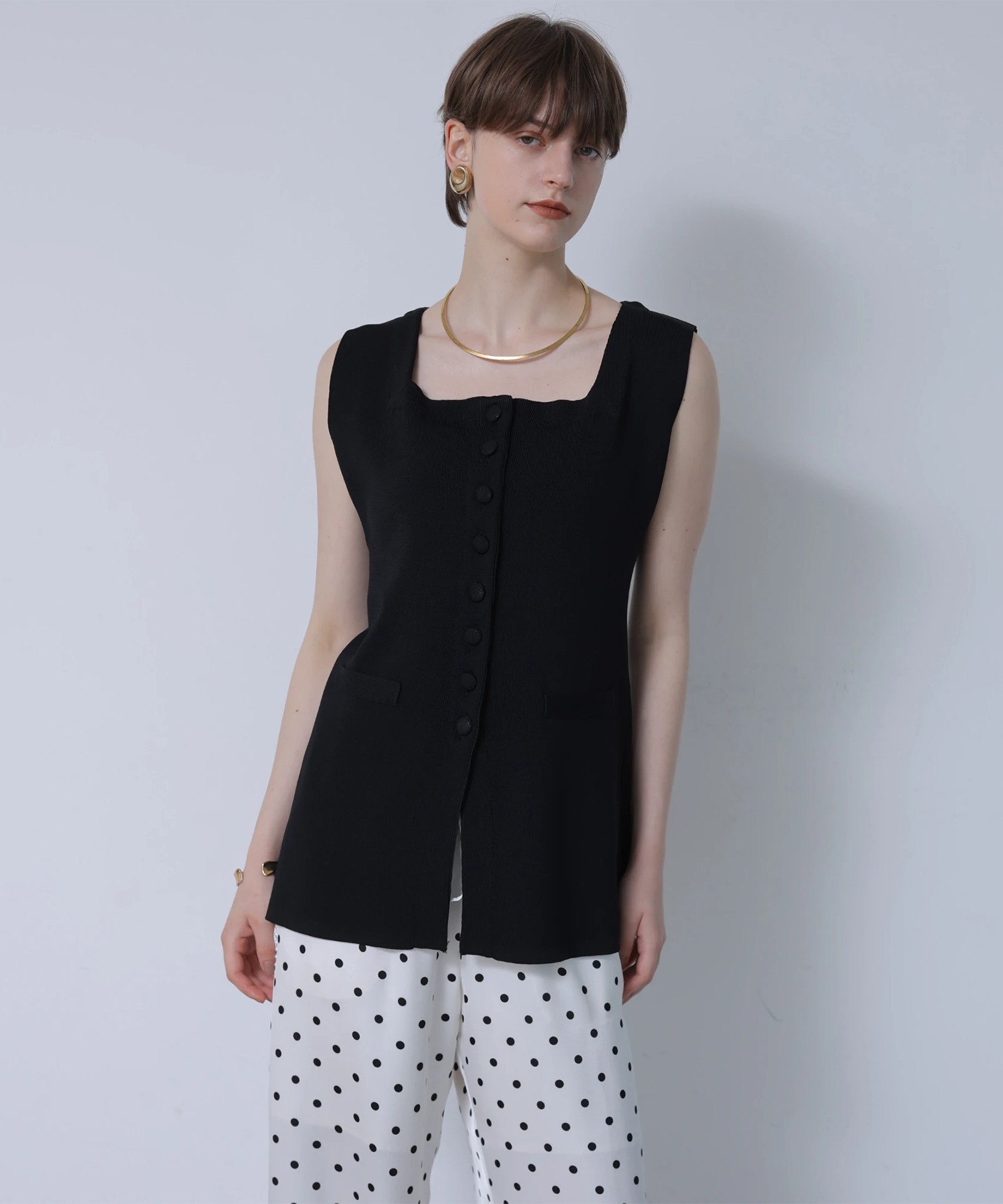 CADUNEスクエアジレ新品 スクエアジレニット | ニット | CADUNE（カデュネ） │【公式通販